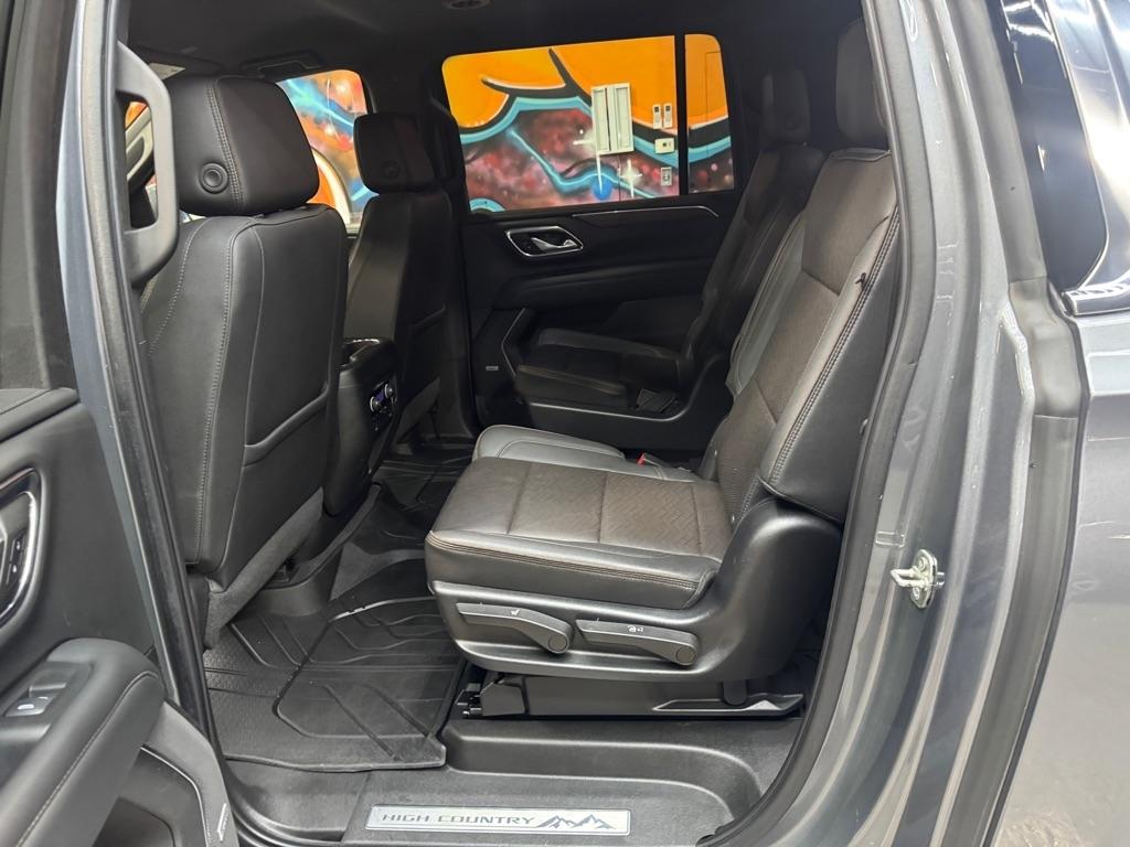 Chevrolet Suburban High Country 4WD 2022