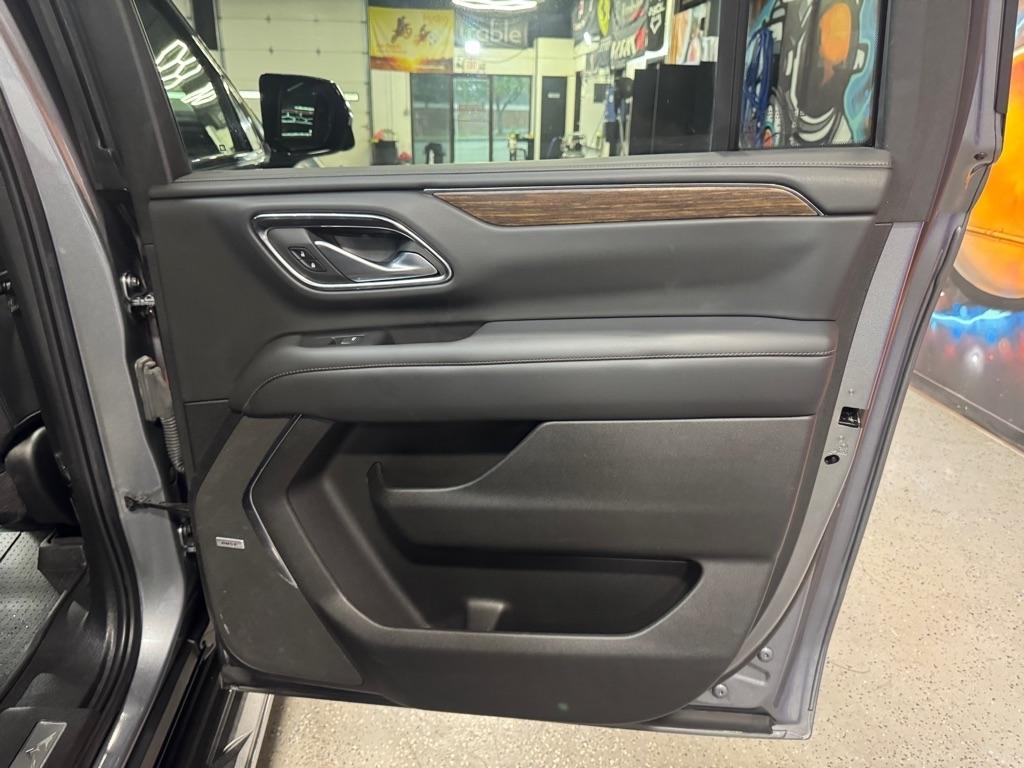 Chevrolet Suburban High Country 4WD 2022
