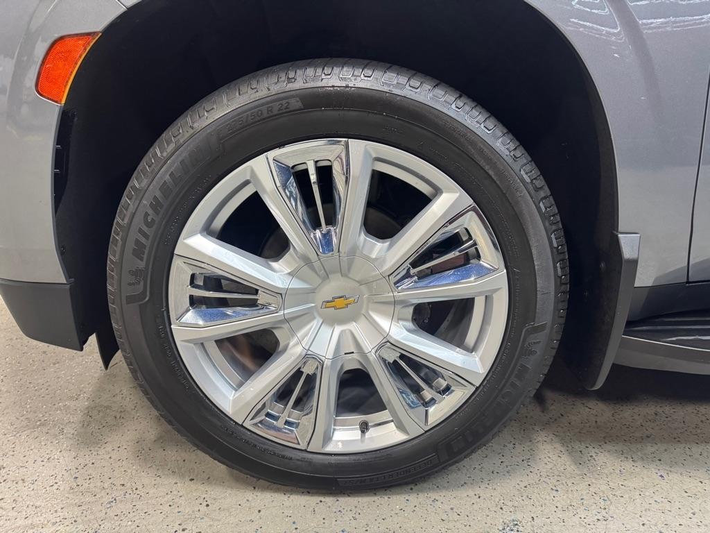 Chevrolet Suburban High Country 4WD 2022