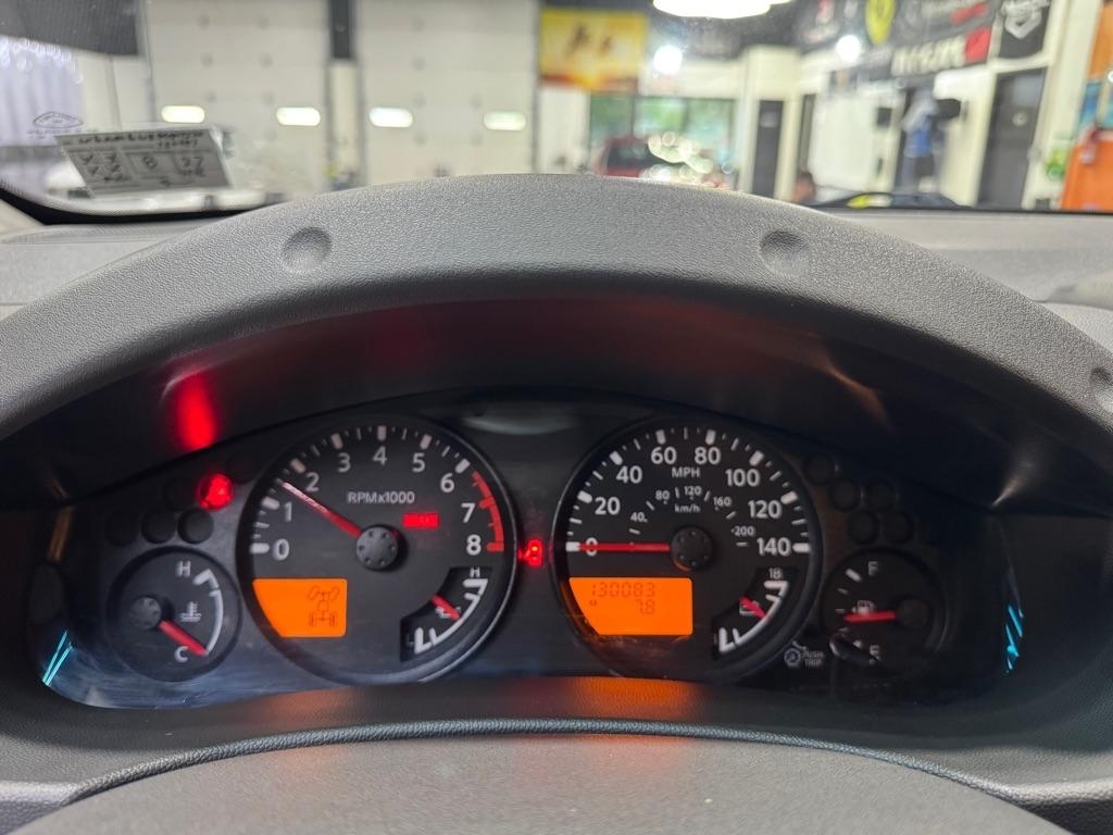 Nissan Frontier SE King Cab V6 4WD 2009