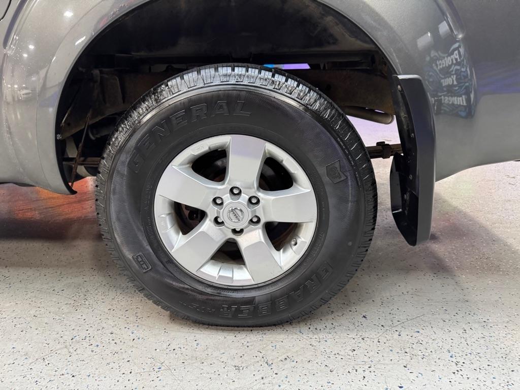 Nissan Frontier SE King Cab V6 4WD 2009