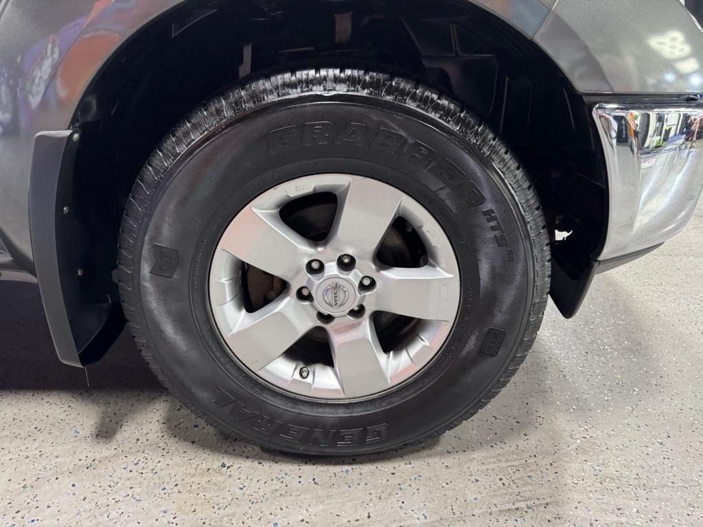 Nissan Frontier SE King Cab V6 4WD 2009