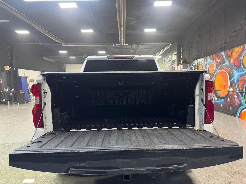 Chevrolet Silverado 1500 Custom Crew Cab Short Box 4WD 2021