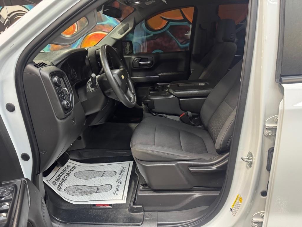 Chevrolet Silverado 1500 Custom Crew Cab Short Box 4WD 2021