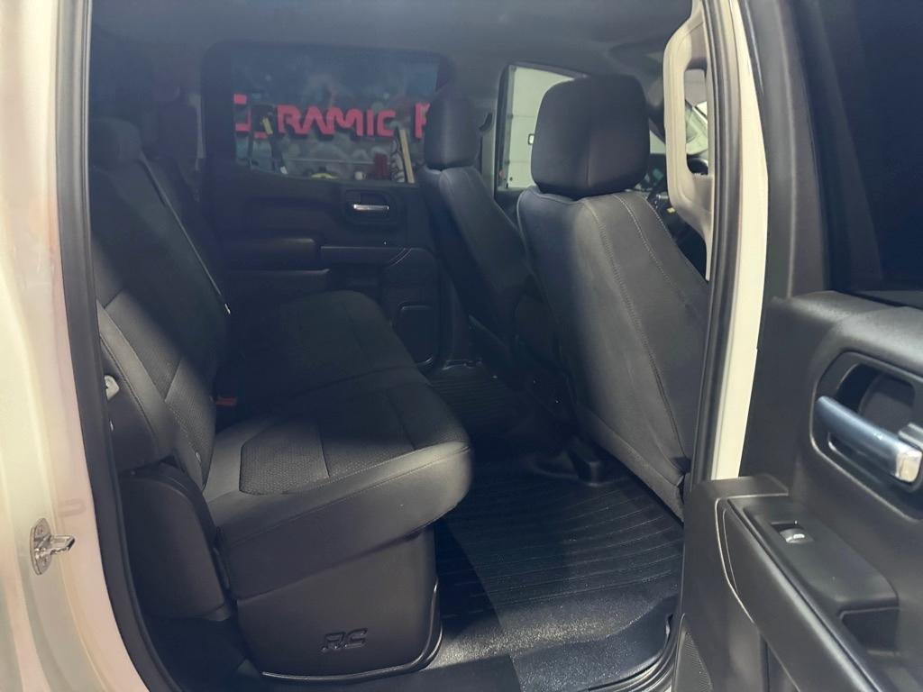 Chevrolet Silverado 1500 Custom Crew Cab Short Box 4WD 2021