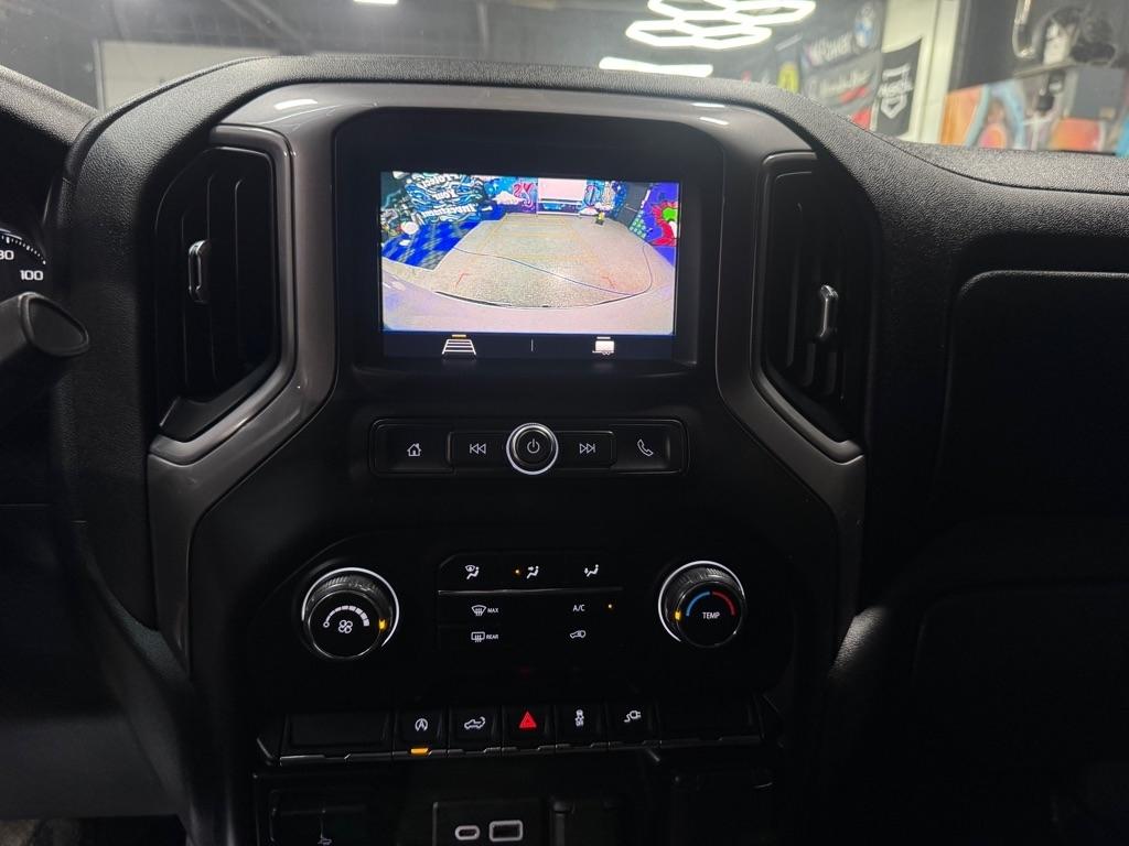 Chevrolet Silverado 1500 Custom Crew Cab Short Box 4WD 2021