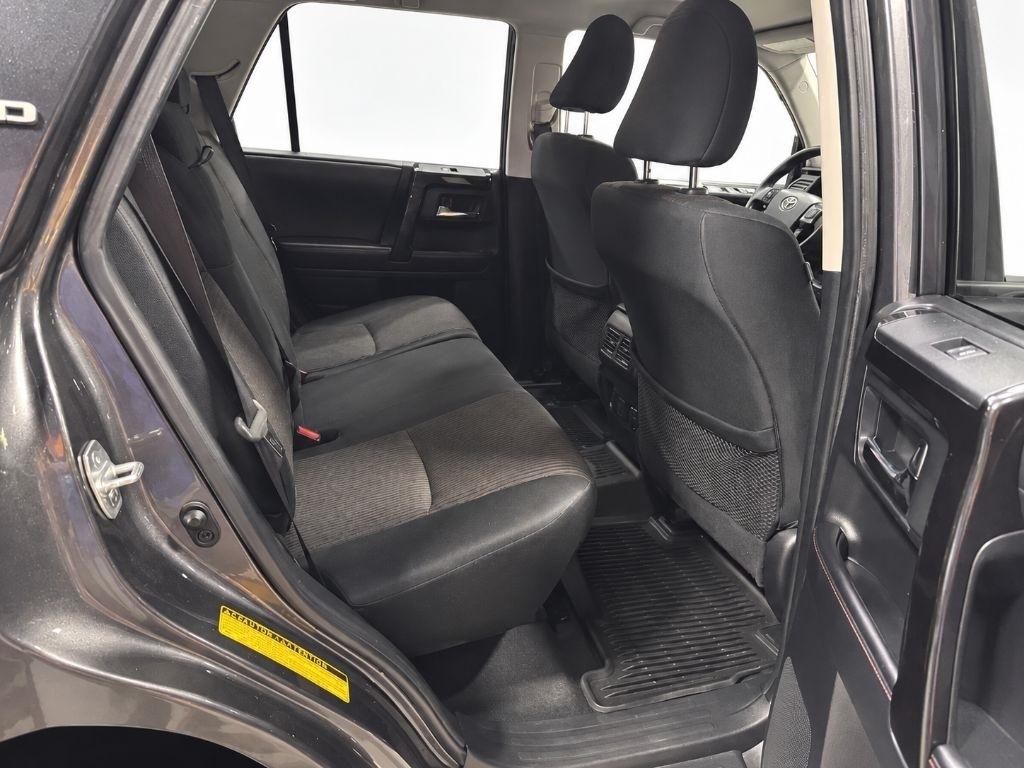 Toyota 4Runner SR5 4WD 2019