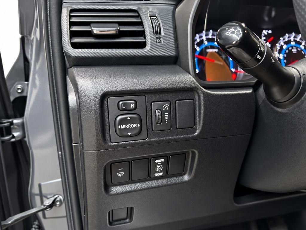Toyota 4Runner SR5 4WD 2019