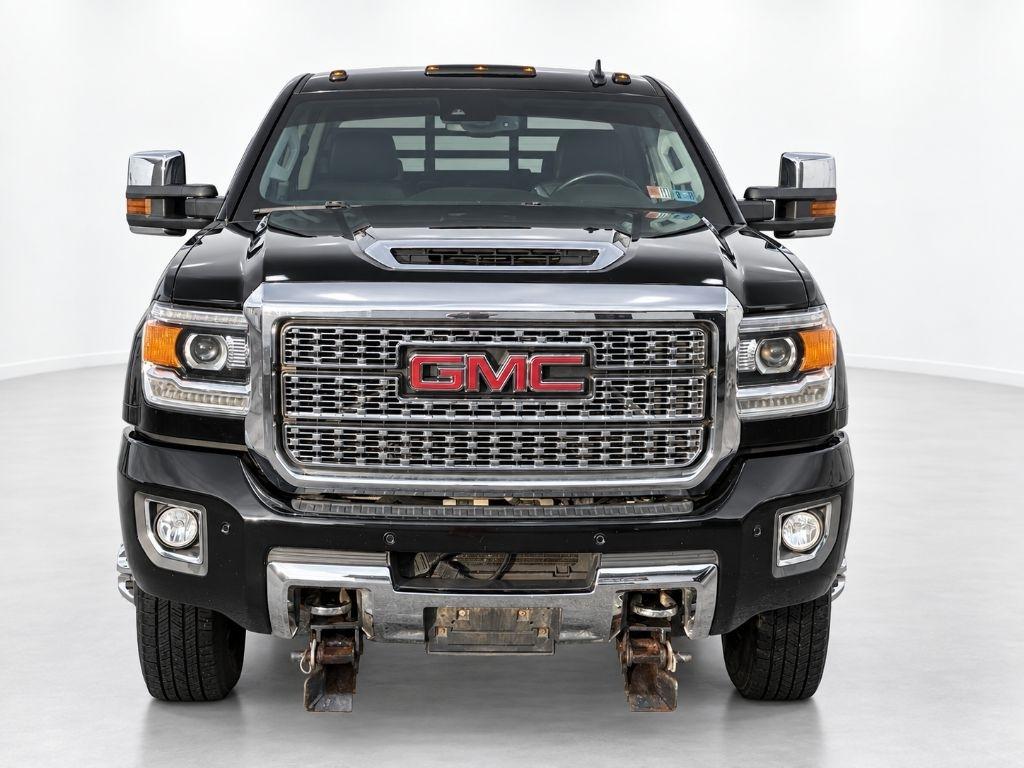GMC Sierra 3500HD Denali Crew Cab 4WD 2018