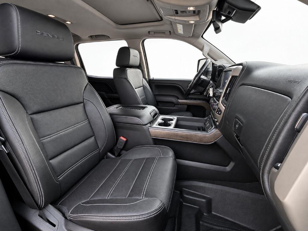 GMC Sierra 3500HD Denali Crew Cab 4WD 2018
