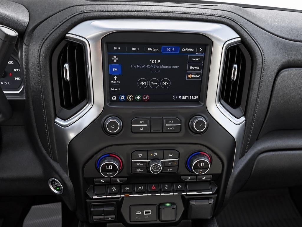Chevrolet Silverado 1500 LT Trail Boss Crew Cab 4WD 2020