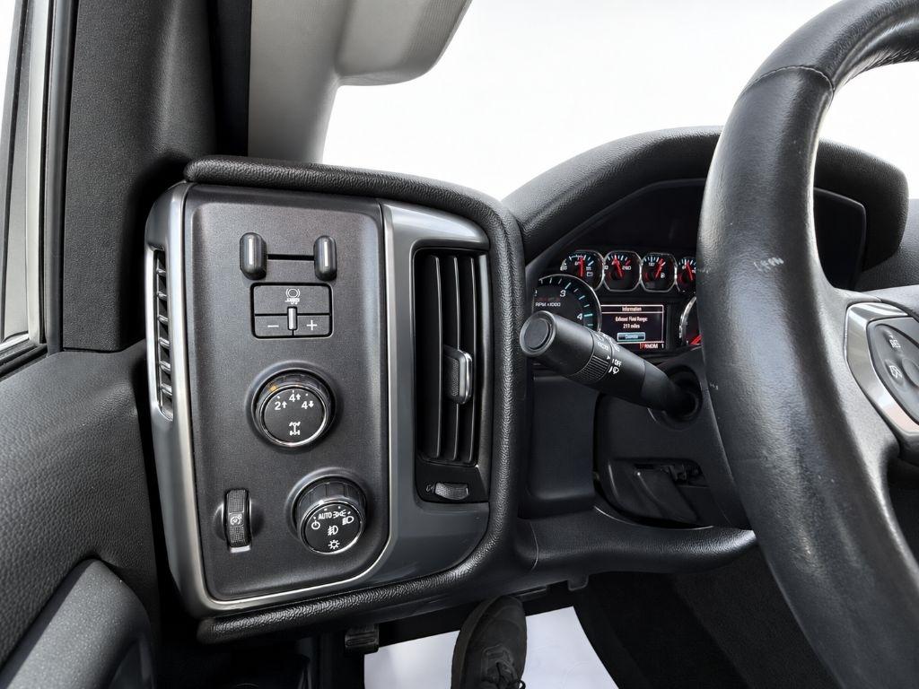Chevrolet Silverado 2500HD LT Double Cab 4WD 2015