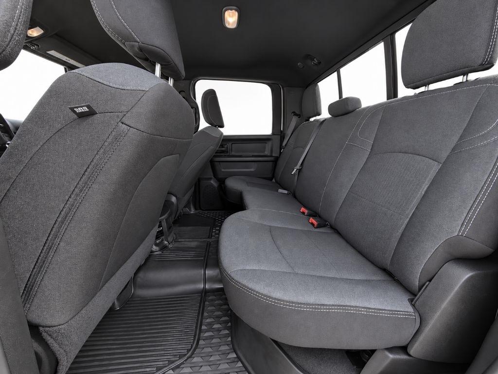 RAM 3500 Tradesman Crew Cab 4WD 2024