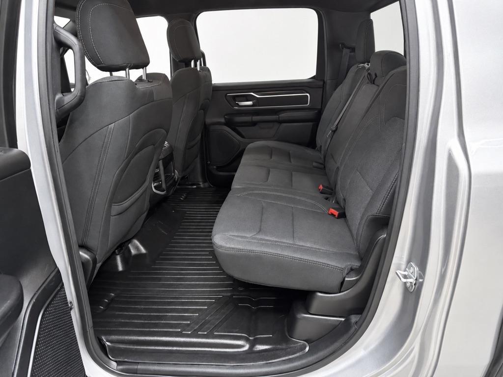 RAM 1500 Big Horn Crew Cab SWB 4WD 2020