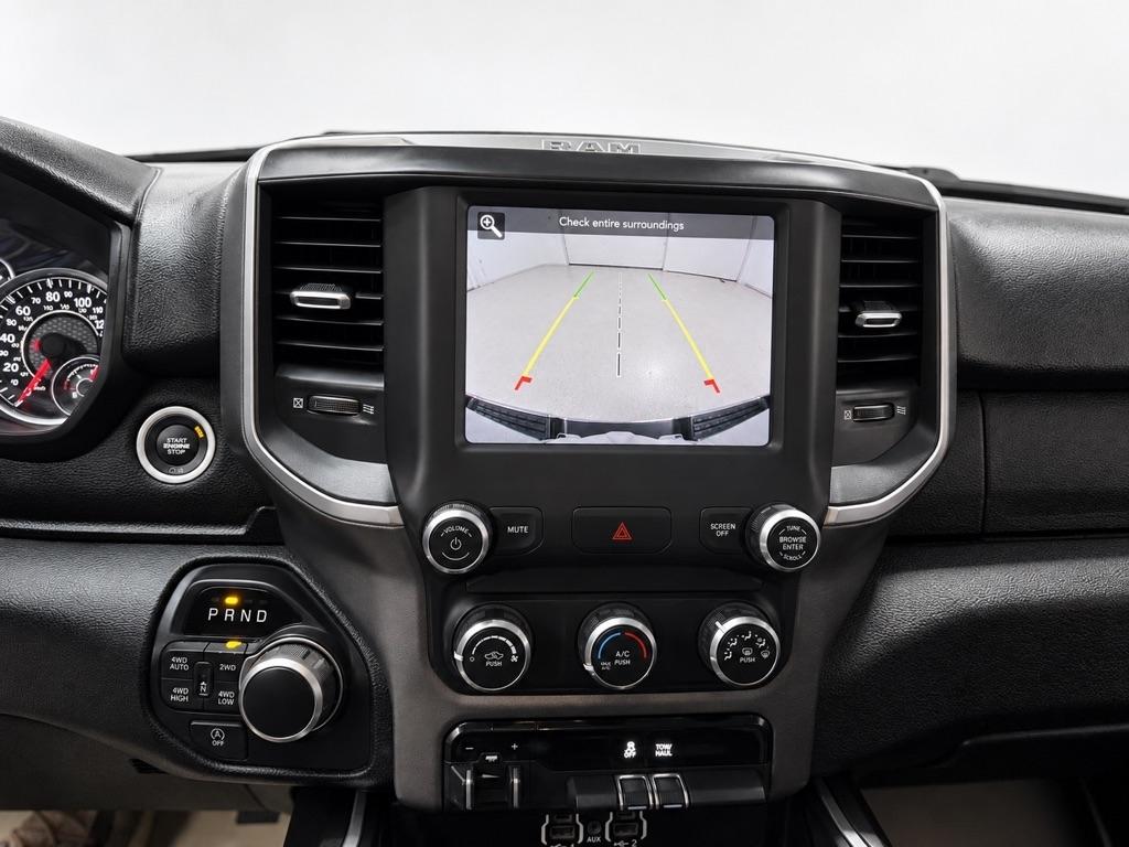 RAM 1500 Big Horn Crew Cab SWB 4WD 2020