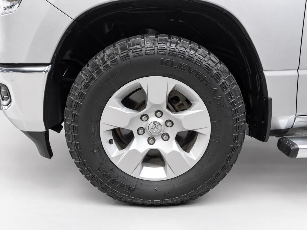 RAM 1500 Big Horn Crew Cab SWB 4WD 2020