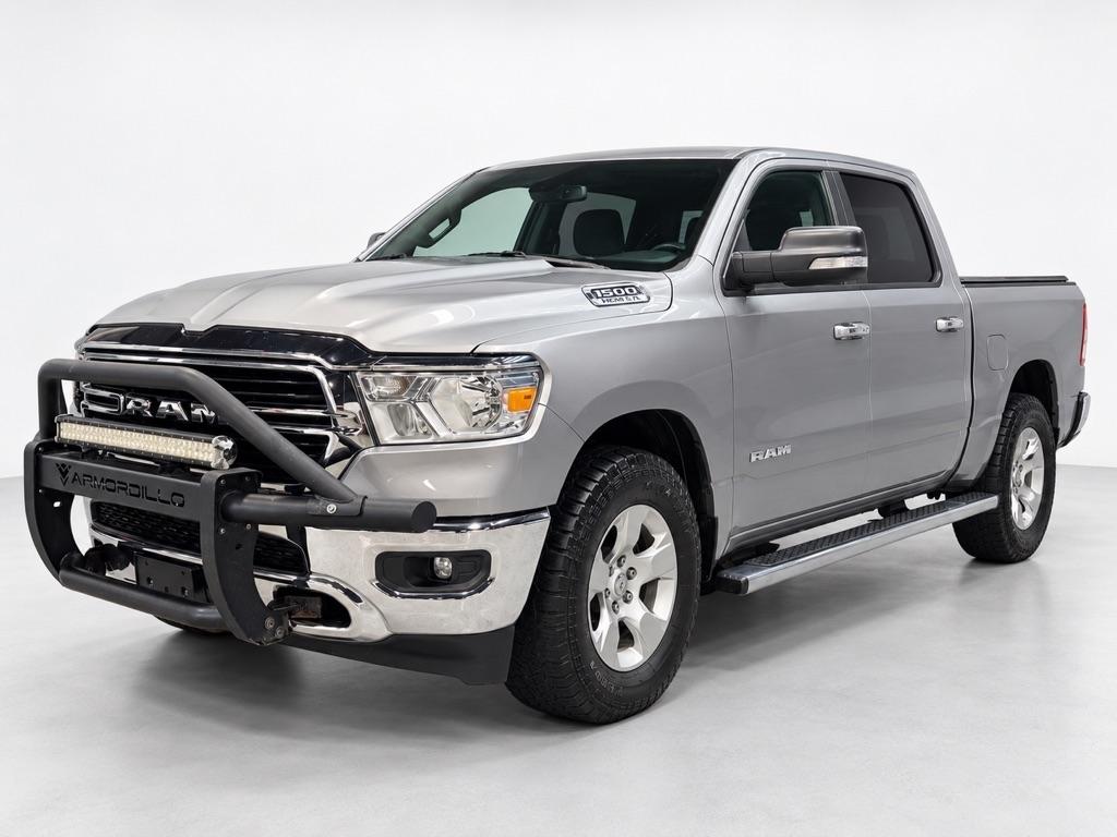 RAM 1500 Big Horn Crew Cab SWB 4WD 2020