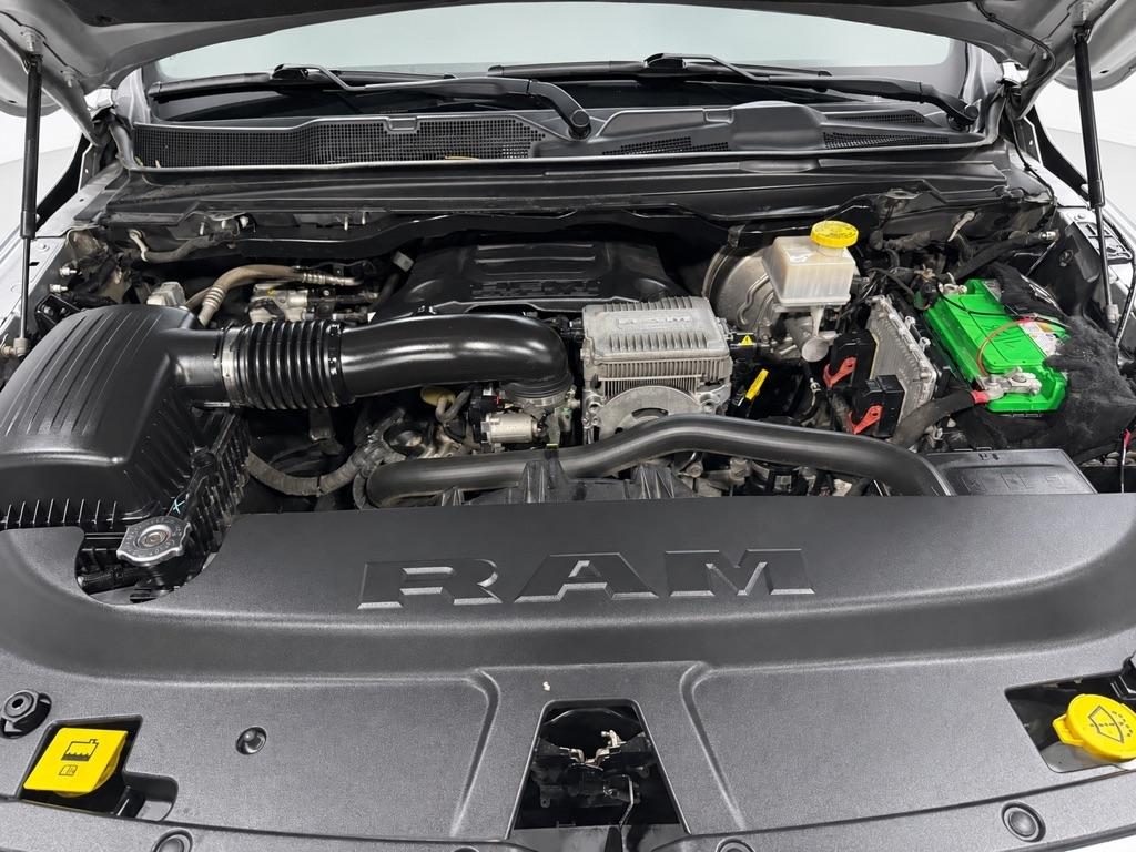 RAM 1500 Big Horn Crew Cab SWB 4WD 2020