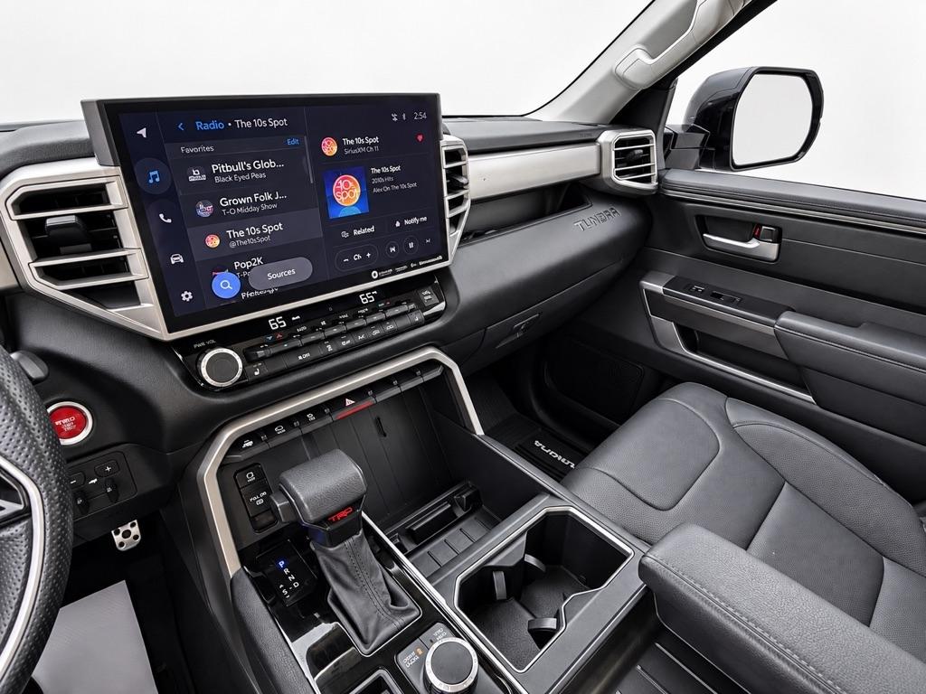 Toyota Tundra SR5 CrewMax 4WD 2022
