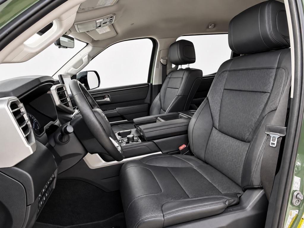 Toyota Tundra SR5 CrewMax 4WD 2022