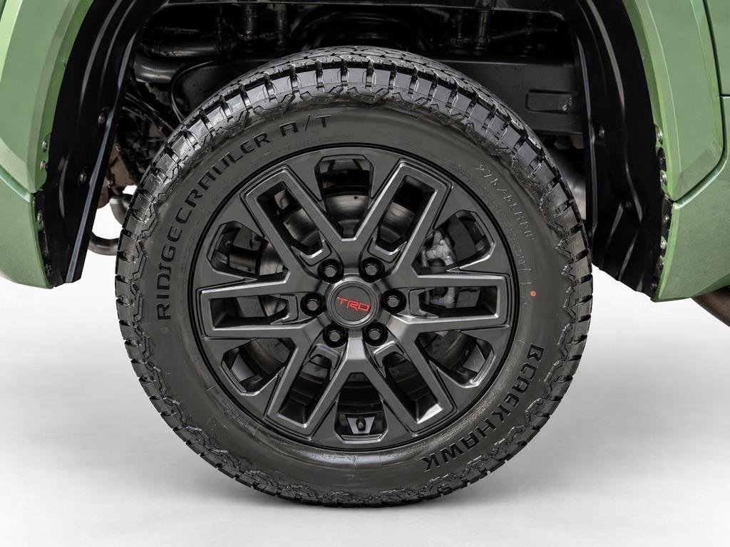 Toyota Tundra SR5 CrewMax 4WD 2022