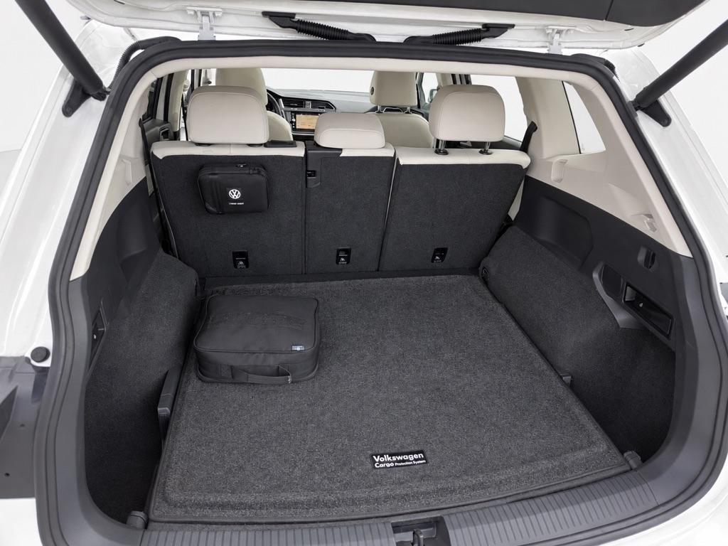 Volkswagen Tiguan SEL 4D SUV 4Motion 2020