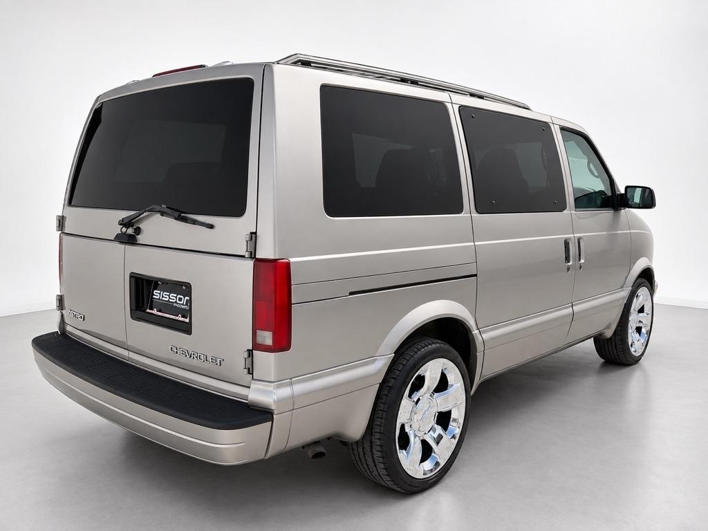 Chevrolet Astro 2WD 2004