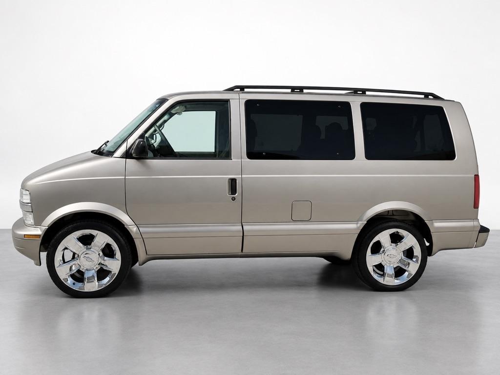 Chevrolet Astro 2WD 2004