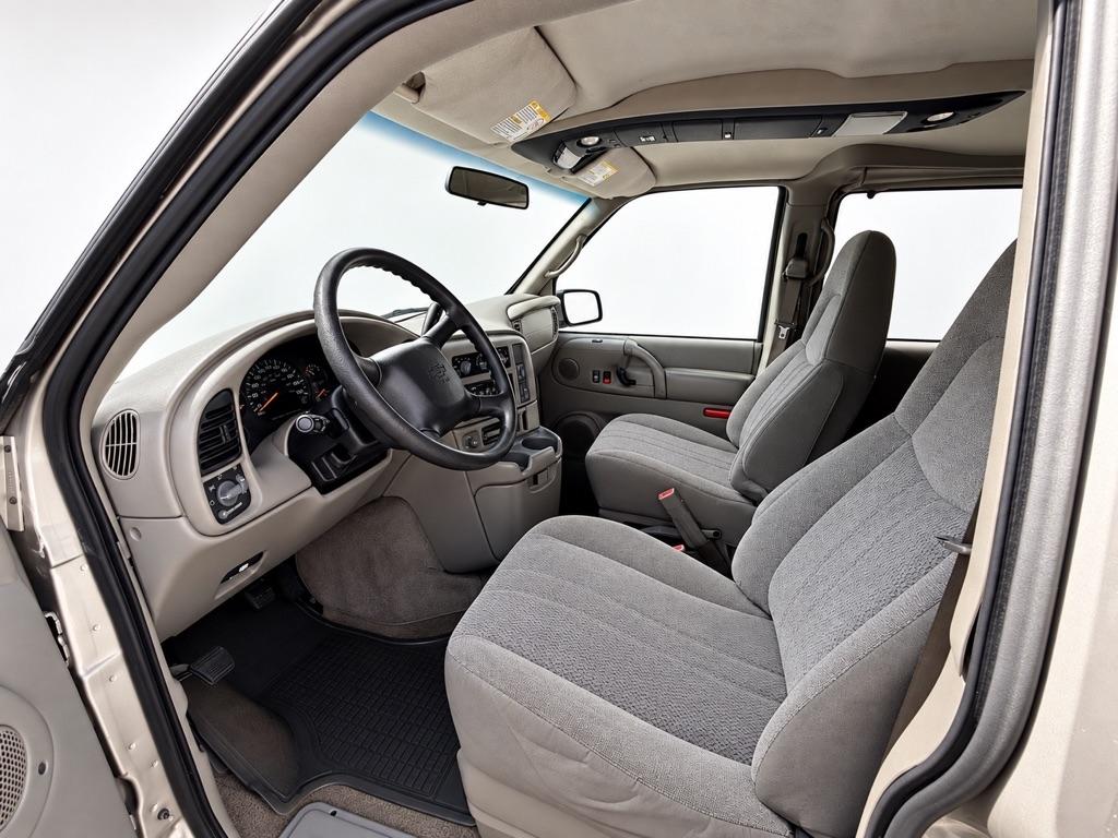 Chevrolet Astro 2WD 2004