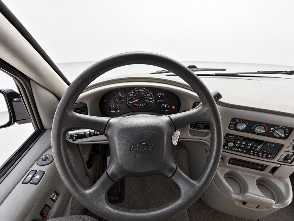 Chevrolet Astro 2WD 2004