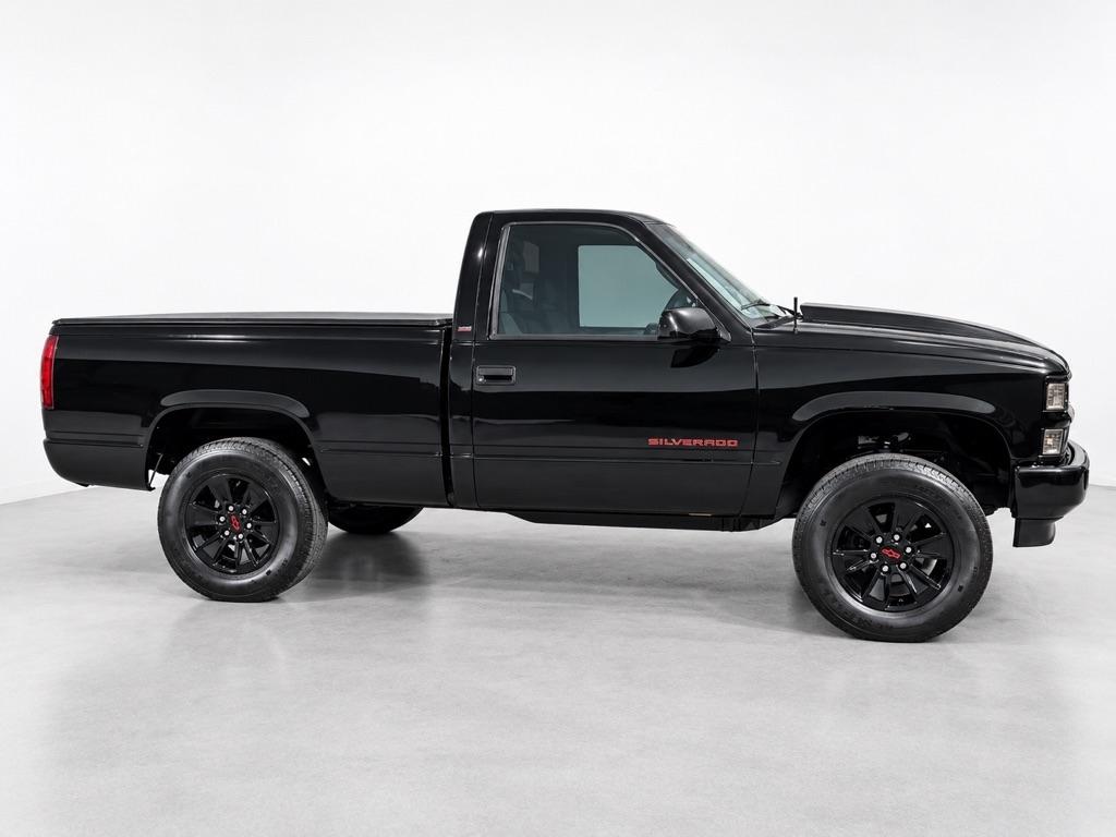 Chevrolet C/K 1500 Reg. Cab 6.5-ft. Bed 4WD 1995