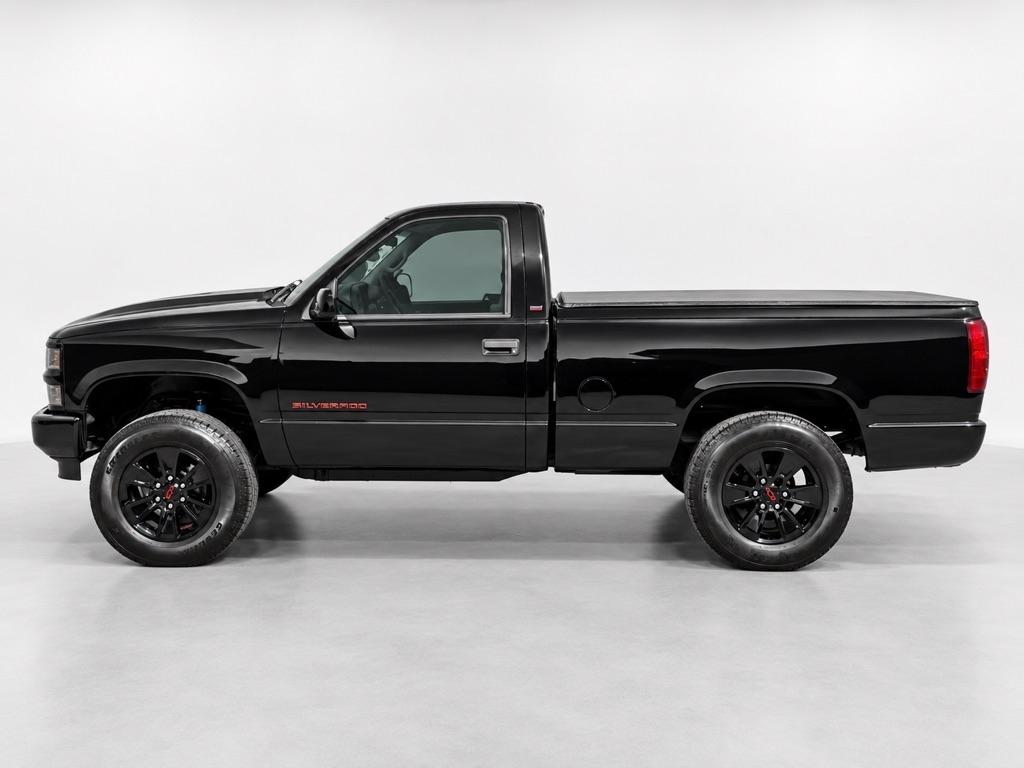 Chevrolet C/K 1500 Reg. Cab 6.5-ft. Bed 4WD 1995