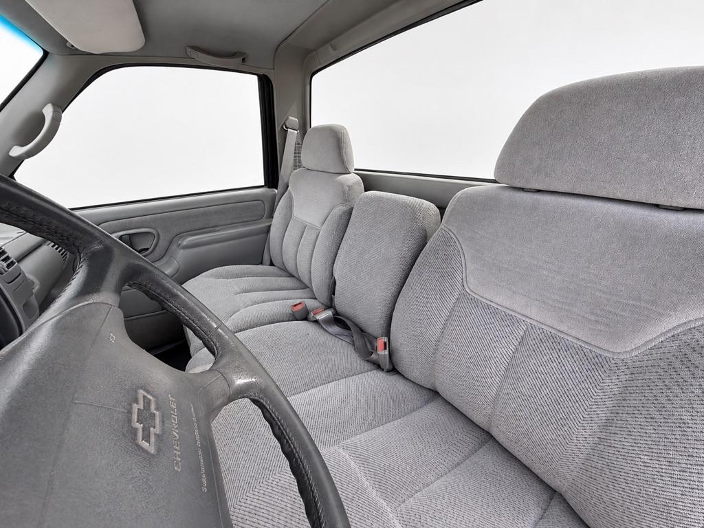 Chevrolet C/K 1500 Reg. Cab 6.5-ft. Bed 4WD 1995
