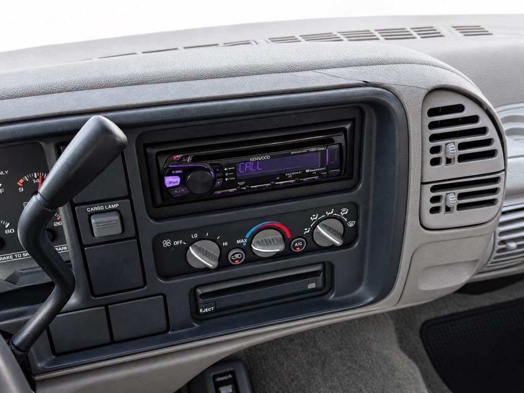 Chevrolet C/K 1500 Reg. Cab 6.5-ft. Bed 4WD 1995