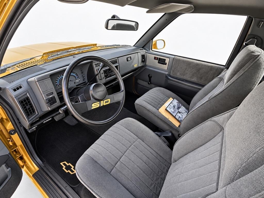 Chevrolet S10 Pickup Reg. Cab Long Bed 2WD 1991