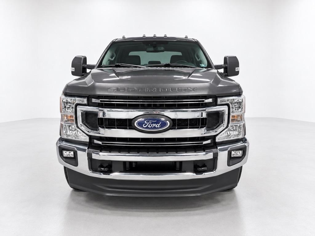 Ford F-250 SD XLT Crew Cab 4WD 2020