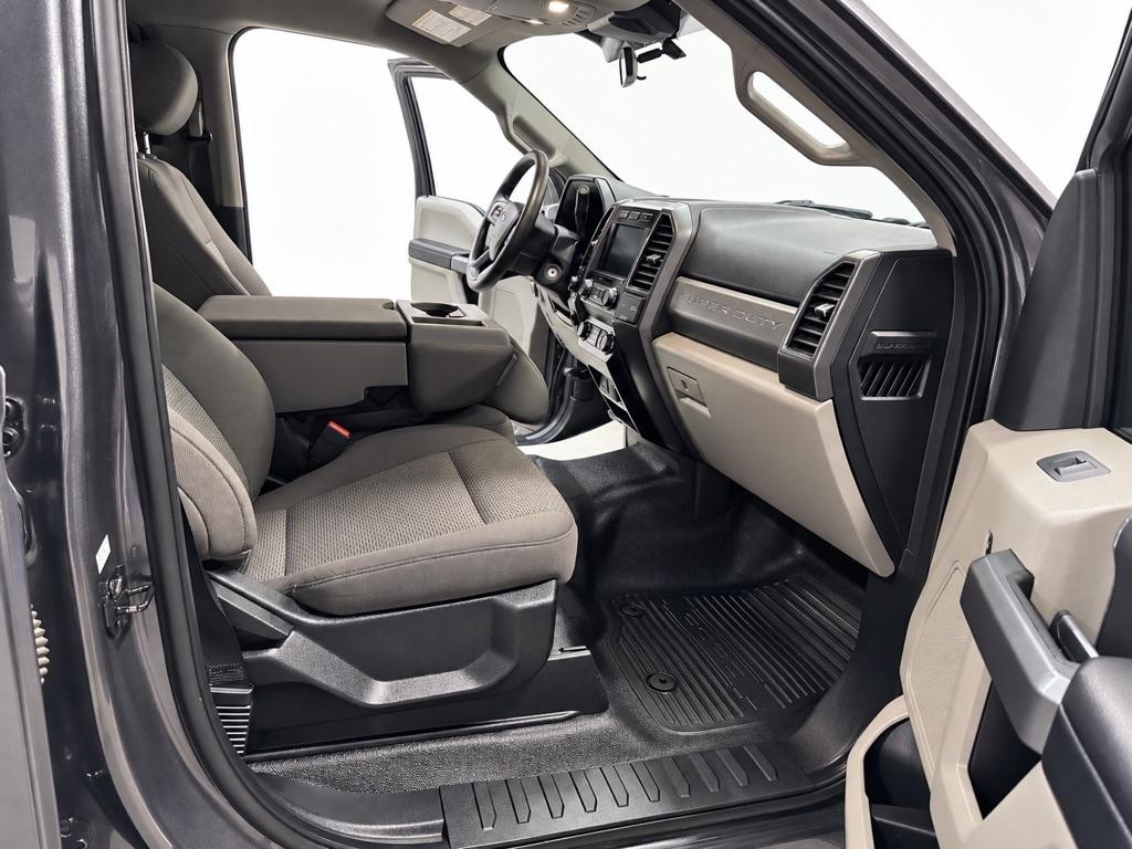 Ford F-250 SD XLT Crew Cab 4WD 2020