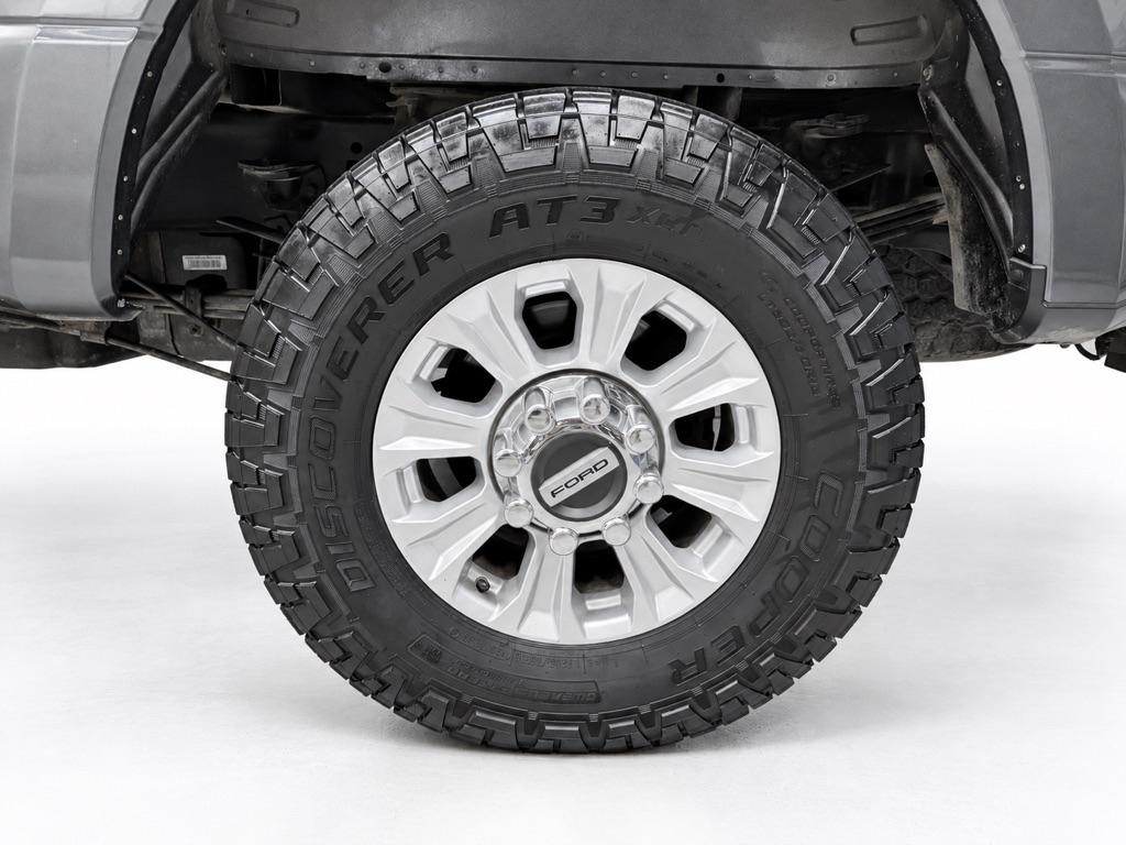 Ford F-250 SD XLT Crew Cab 4WD 2020