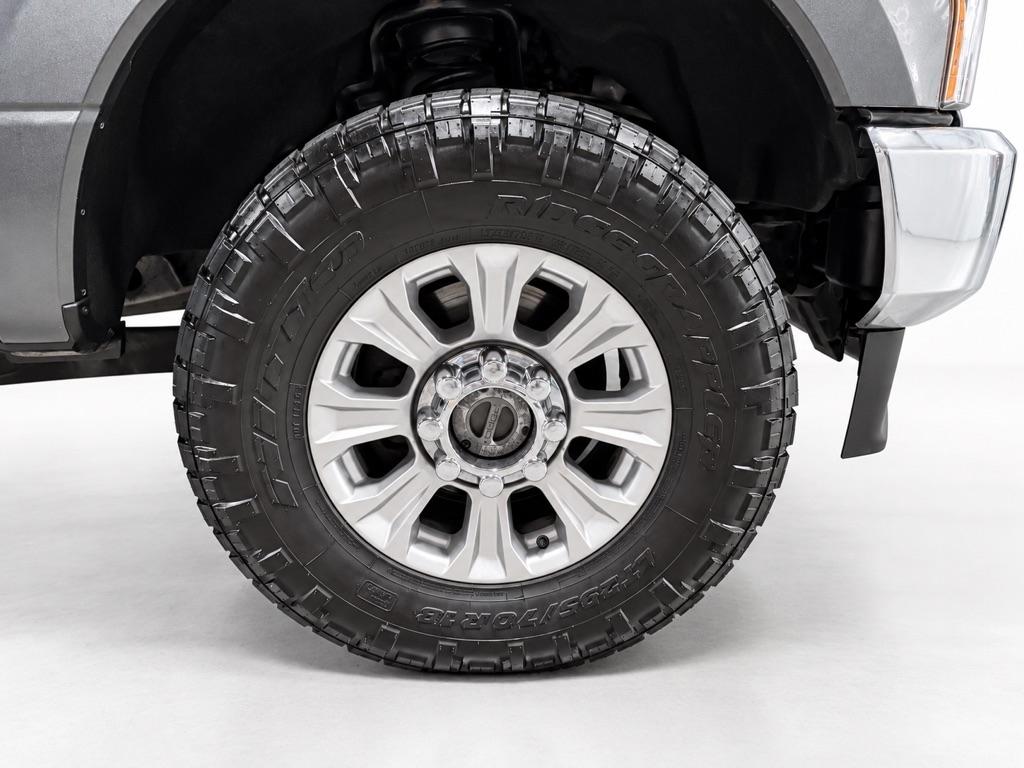 Ford F-250 SD XLT Crew Cab 4WD 2020