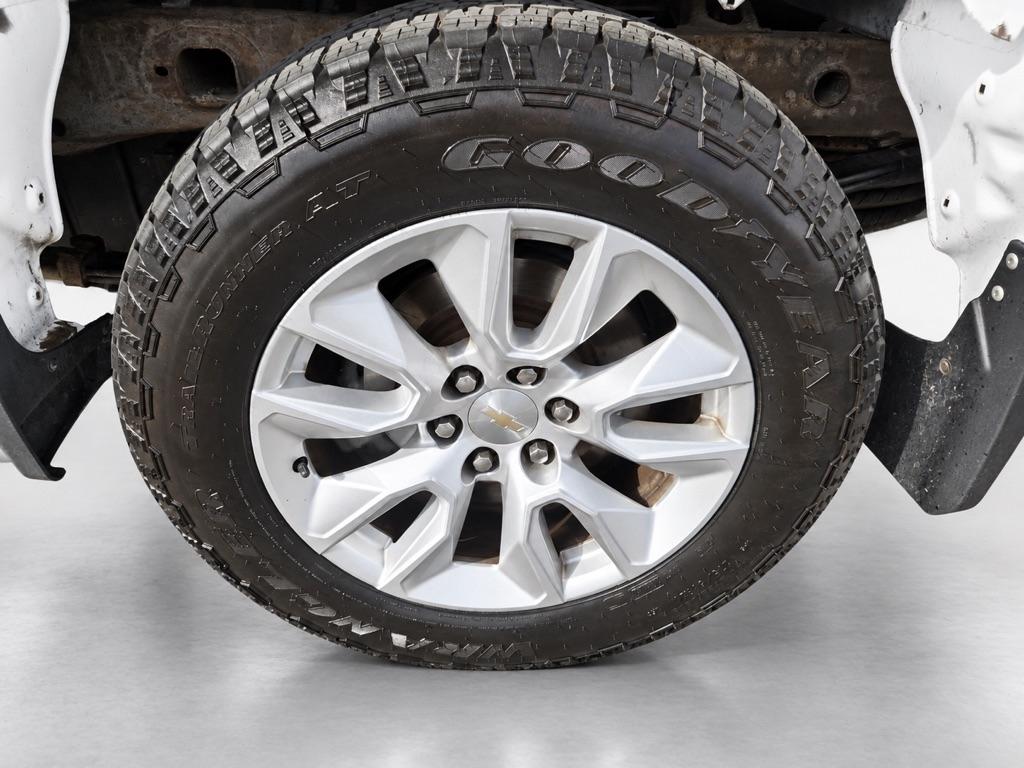Chevrolet Silverado 1500 Custom Crew Cab 4WD 2021
