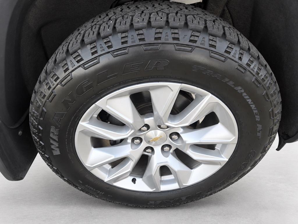 Chevrolet Silverado 1500 Custom Crew Cab 4WD 2021
