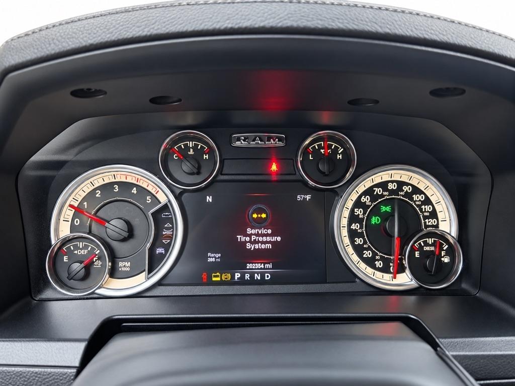 RAM 2500 Laramie Crew Cab SWB 4WD 2013