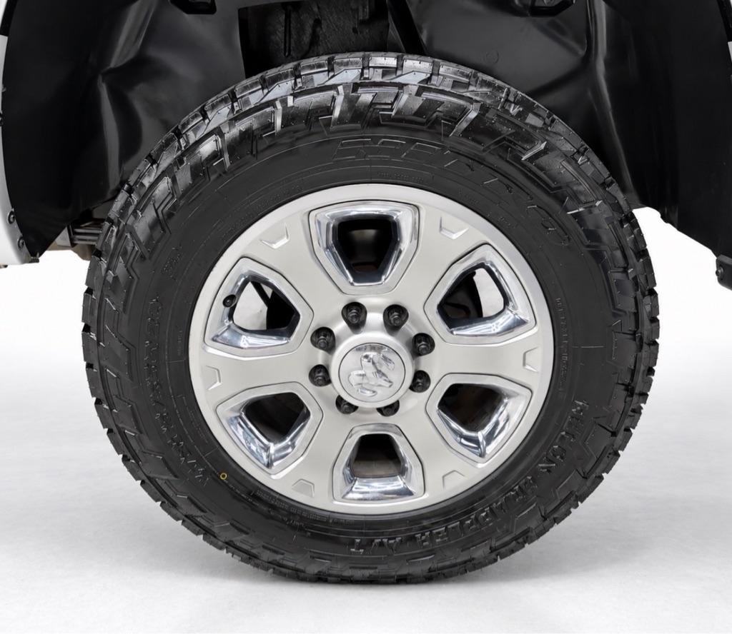 RAM 2500 Laramie Crew Cab SWB 4WD 2013