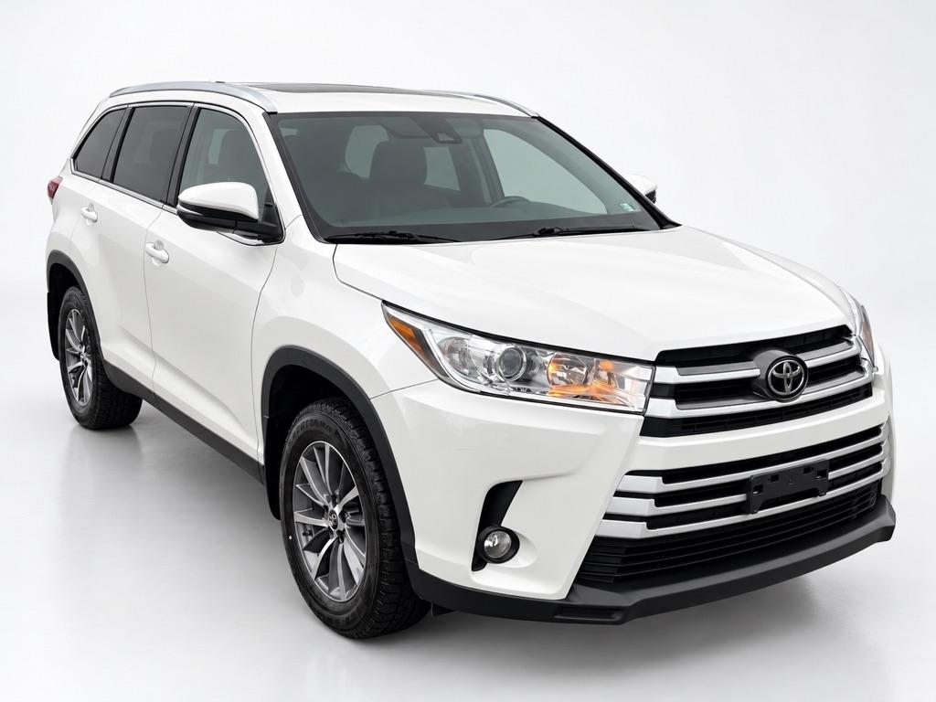 2019 Toyota Highlander XLE 4D SUV AWD