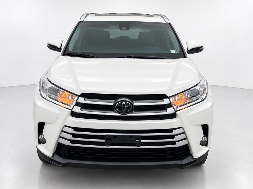 Toyota Highlander XLE 4D SUV AWD 2019