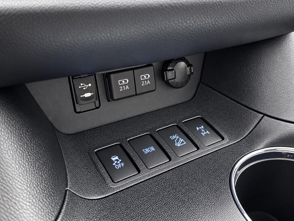 Toyota Highlander XLE 4D SUV AWD 2019