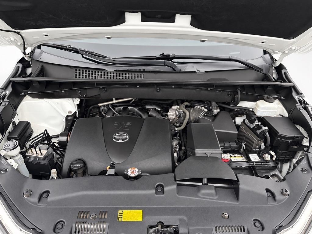 Toyota Highlander XLE 4D SUV AWD 2019