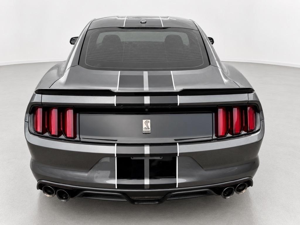 Ford Shelby GT350 Base 2016