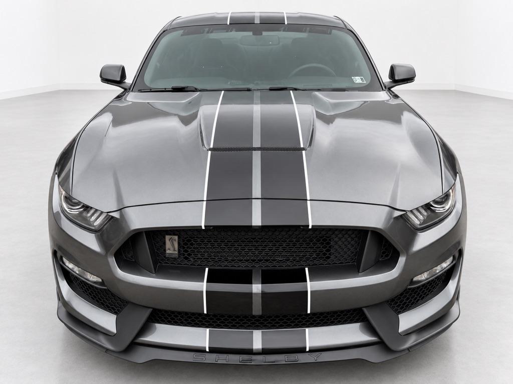 Ford Shelby GT350 Base 2016