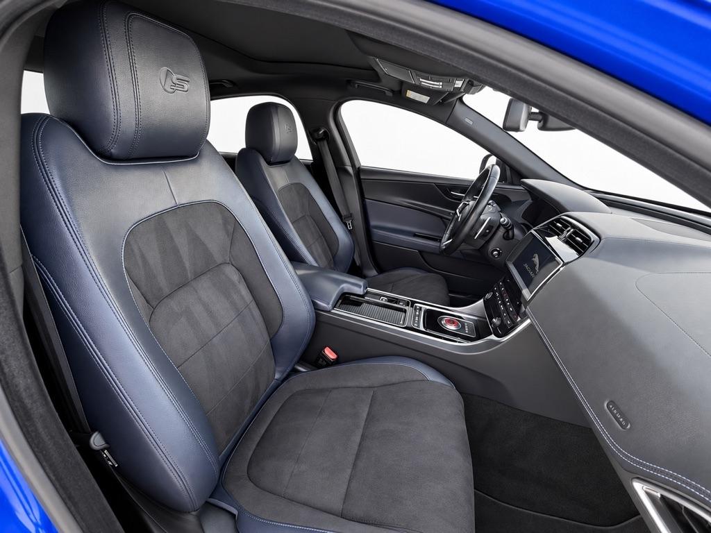 Jaguar XE S AWD 2018